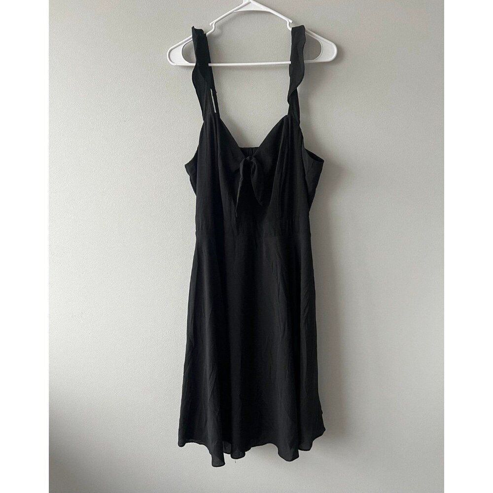 City Chic Plus Size Women Black Coquette Flare Smocking Back Babydoll Dress S/16